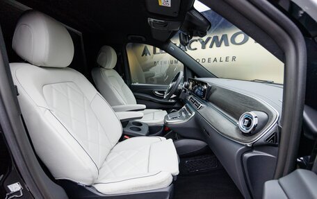 Mercedes-Benz V-Класс, 2025 год, 34 700 000 рублей, 36 фотография