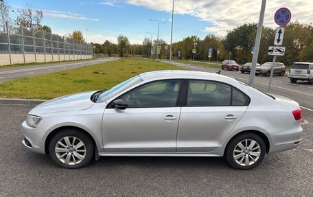 Volkswagen Jetta VI, 2013 год, 655 999 рублей, 2 фотография