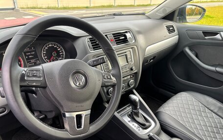 Volkswagen Jetta VI, 2013 год, 655 999 рублей, 7 фотография