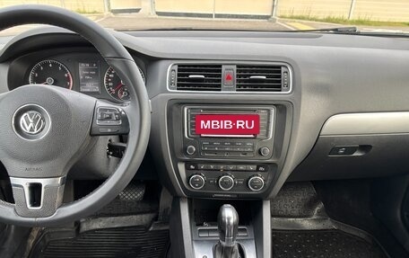 Volkswagen Jetta VI, 2013 год, 655 999 рублей, 8 фотография
