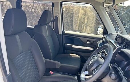 Toyota Roomy I, 2021 год, 826 000 рублей, 10 фотография