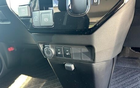 Toyota Roomy I, 2021 год, 826 000 рублей, 17 фотография