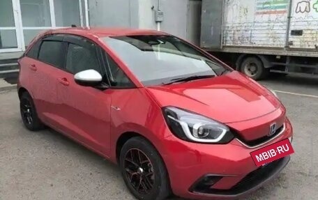 Honda Fit, 2020 год, 1 600 000 рублей, 2 фотография