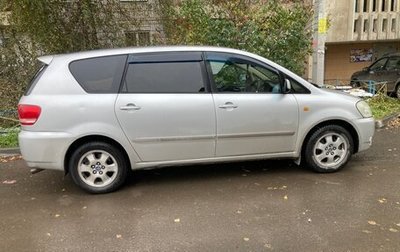 Toyota Ipsum II, 2001 год, 820 000 рублей, 1 фотография