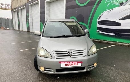 Toyota Ipsum II, 2001 год, 820 000 рублей, 13 фотография