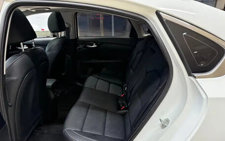 KIA K3, 2022 год, 1 570 000 рублей, 12 фотография