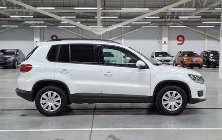 Volkswagen Tiguan I, 2016 год, 1 000 000 рублей, 5 фотография