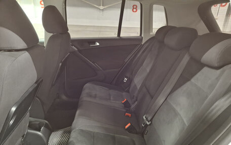 Volkswagen Tiguan I, 2016 год, 1 000 000 рублей, 15 фотография