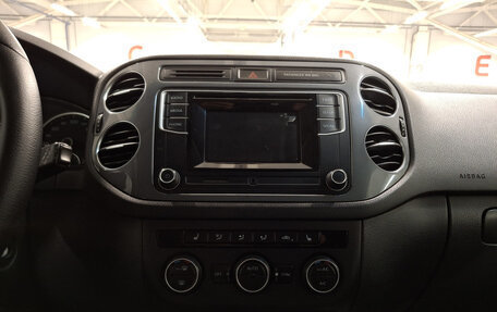 Volkswagen Tiguan I, 2016 год, 1 000 000 рублей, 18 фотография