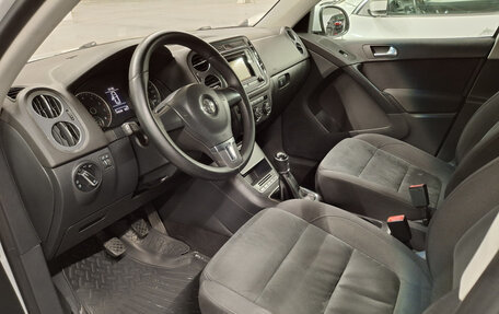 Volkswagen Tiguan I, 2016 год, 1 000 000 рублей, 20 фотография