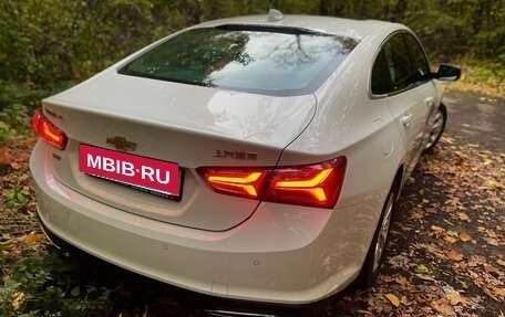 Chevrolet Malibu IX, 2021 год, 1 950 000 рублей, 3 фотография