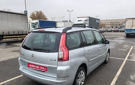 Citroen C4 Picasso II рестайлинг, 2010 год, 650 000 рублей, 4 фотография