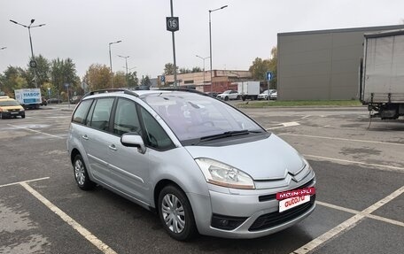 Citroen C4 Picasso II рестайлинг, 2010 год, 650 000 рублей, 6 фотография