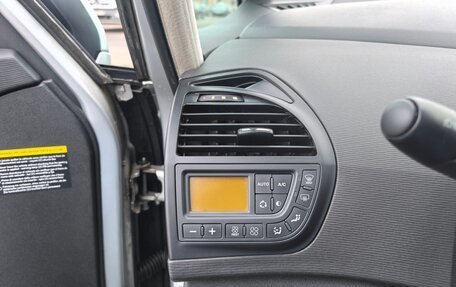 Citroen C4 Picasso II рестайлинг, 2010 год, 650 000 рублей, 12 фотография