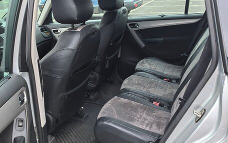 Citroen C4 Picasso II рестайлинг, 2010 год, 650 000 рублей, 13 фотография