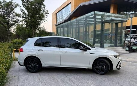 Volkswagen Golf VIII, 2022 год, 1 360 000 рублей, 4 фотография
