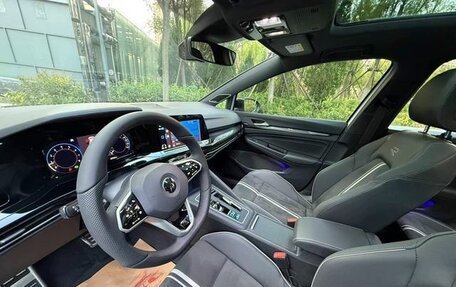 Volkswagen Golf VIII, 2022 год, 1 360 000 рублей, 7 фотография