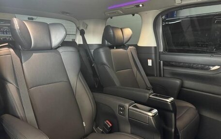 Toyota Alphard III, 2020 год, 4 444 111 рублей, 31 фотография