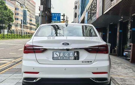 Ford Escort, 2022 год, 1 175 000 рублей, 5 фотография