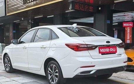 Ford Escort, 2022 год, 1 175 000 рублей, 6 фотография