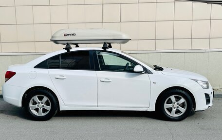 Chevrolet Cruze II, 2011 год, 569 000 рублей, 3 фотография