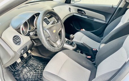 Chevrolet Cruze II, 2011 год, 569 000 рублей, 4 фотография