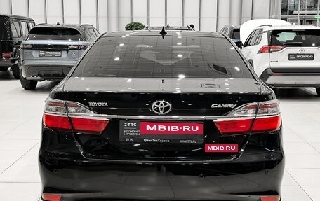 Toyota Camry, 2017 год, 2 050 000 рублей, 7 фотография
