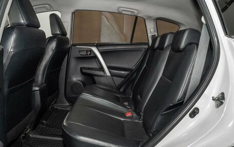 Toyota RAV4, 2013 год, 1 900 000 рублей, 7 фотография