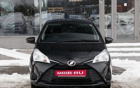 Toyota Vitz, 2019 год, 1 120 000 рублей, 2 фотография