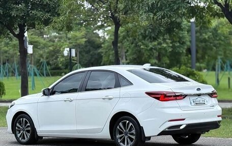 Ford Escort, 2022 год, 1 167 000 рублей, 6 фотография