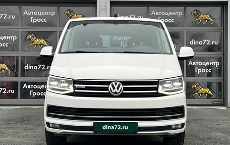 Volkswagen Multivan T6 рестайлинг, 2019 год, 4 170 000 рублей, 2 фотография