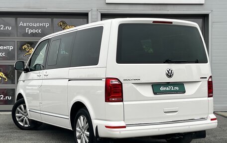 Volkswagen Multivan T6 рестайлинг, 2019 год, 4 170 000 рублей, 7 фотография