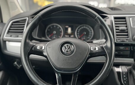 Volkswagen Multivan T6 рестайлинг, 2019 год, 4 170 000 рублей, 14 фотография