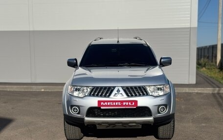 Mitsubishi Pajero Sport II рестайлинг, 2012 год, 2 100 000 рублей, 2 фотография