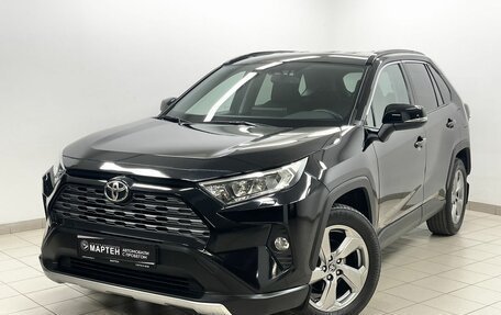 Toyota RAV4, 2021 год, 3 345 000 рублей, 1 фотография