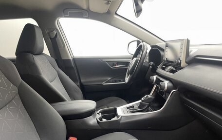 Toyota RAV4, 2021 год, 3 345 000 рублей, 11 фотография