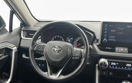 Toyota RAV4, 2021 год, 3 345 000 рублей, 19 фотография