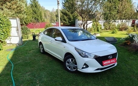 Hyundai Solaris II рестайлинг, 2020 год, 1 450 000 рублей, 1 фотография