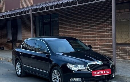 Skoda Superb III рестайлинг, 2010 год, 1 050 000 рублей, 7 фотография