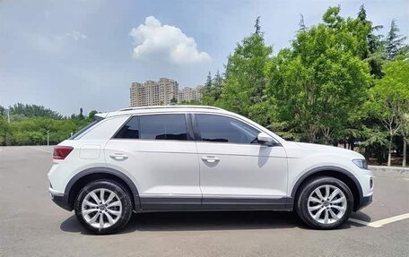 Volkswagen T-Roc I, 2022 год, 1 570 000 рублей, 4 фотография