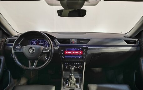 Skoda Superb III рестайлинг, 2020 год, 3 049 000 рублей, 8 фотография