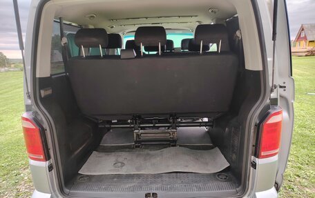 Volkswagen Caravelle T6 рестайлинг, 2016 год, 2 050 000 рублей, 5 фотография