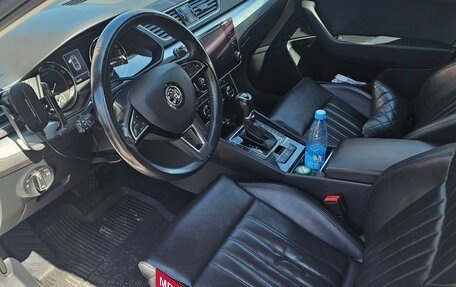Skoda Superb III рестайлинг, 2018 год, 2 150 000 рублей, 4 фотография