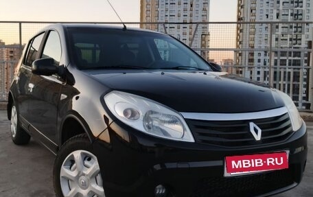 Renault Sandero I, 2011 год, 527 584 рублей, 1 фотография
