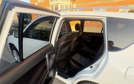 Toyota RAV4, 2012 год, 1 430 000 рублей, 12 фотография