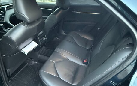 Toyota Camry, 2018 год, 2 400 000 рублей, 8 фотография