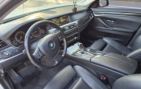 BMW 5 серия, 2014 год, 2 300 000 рублей, 17 фотография