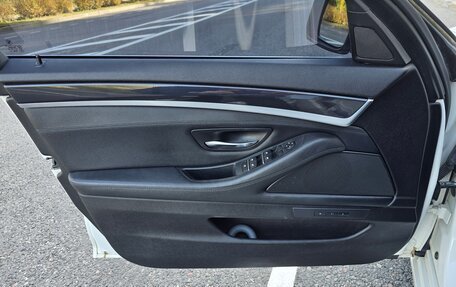 BMW 5 серия, 2014 год, 2 300 000 рублей, 28 фотография