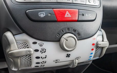 Peugeot 107 I рестайлинг, 2010 год, 509 000 рублей, 19 фотография