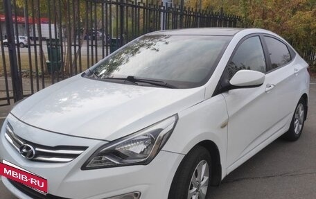 Hyundai Solaris II рестайлинг, 2016 год, 865 000 рублей, 2 фотография